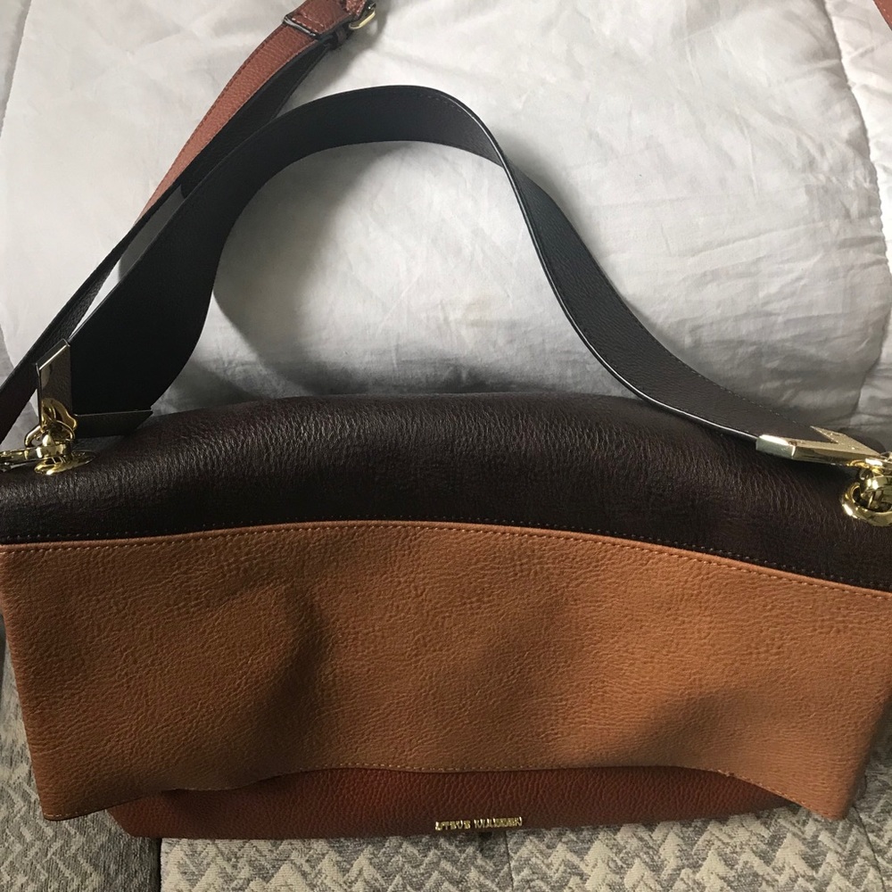 DONATING THIS WEEKEND! 💕Steven madden purse